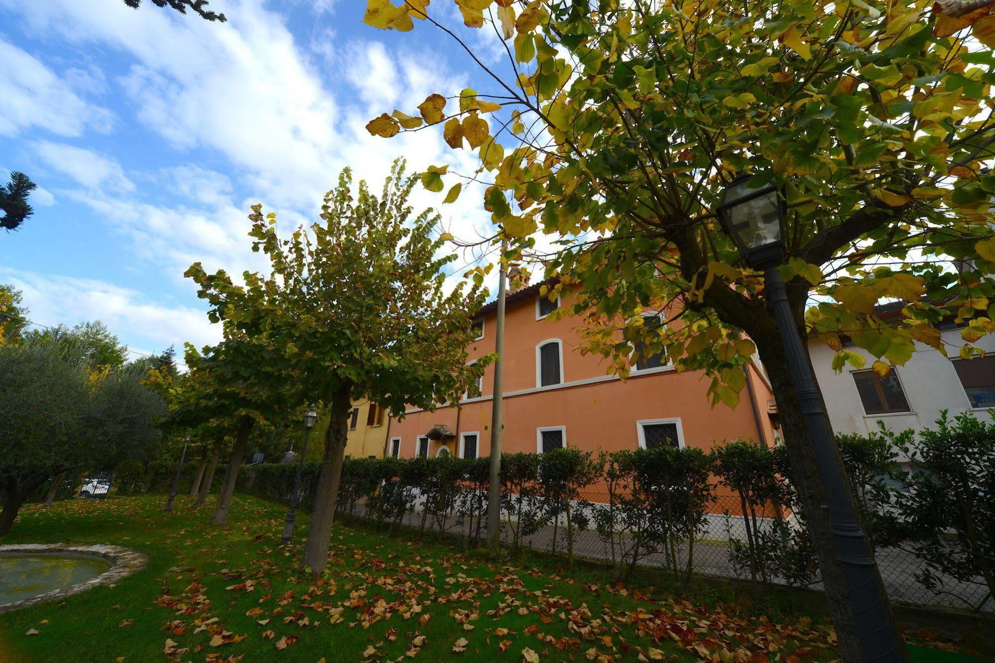 Residenze L'Uncinaia Holiday House Perugia Exteriér fotografie