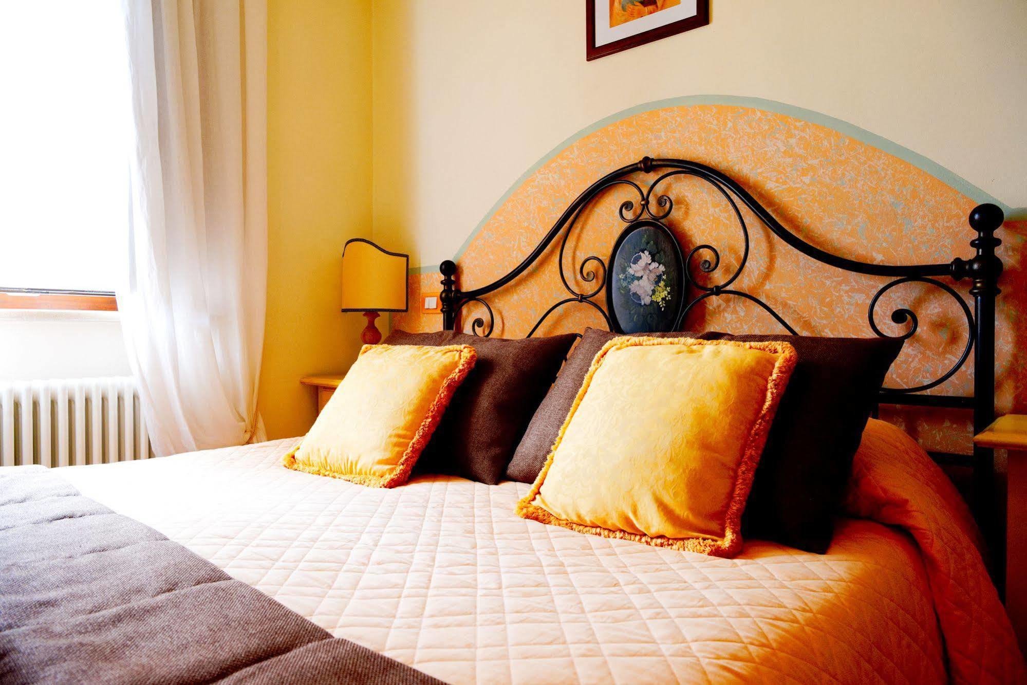 Residenze L'Uncinaia Holiday House Perugia Exteriér fotografie