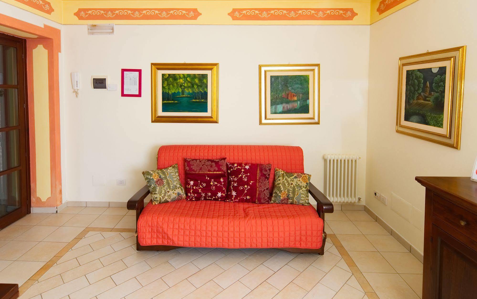Residenze L'Uncinaia Holiday House Perugia Exteriér fotografie